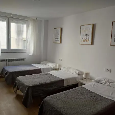 Turistic Apts Rosalia De Castro