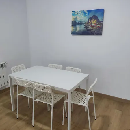 Appartement Turistic Apts Rosalia De Castro *